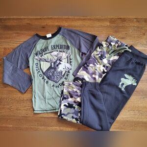 SAINT EVE KIDS Boys 10/12 green/black camo moose pajamas